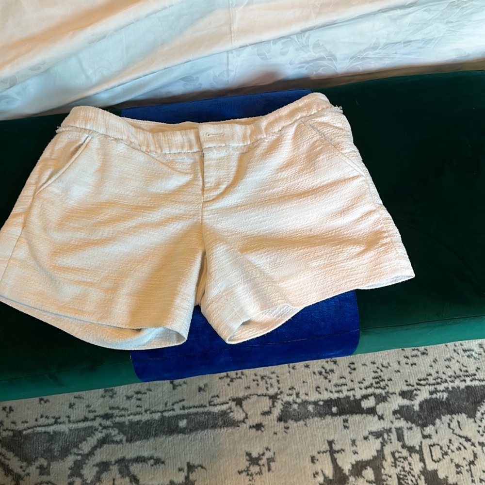 Lilly Pulitzer white shorts size 6